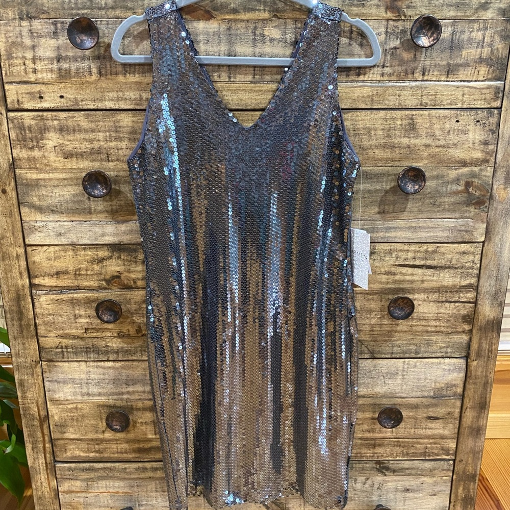 NWT! Carmen Marc Valvo‎ Dress